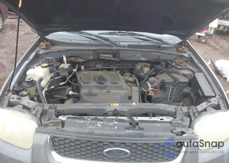 2003 Ford Escape Xlt from USA, damaged, VIN 1FMYU93113KB94431